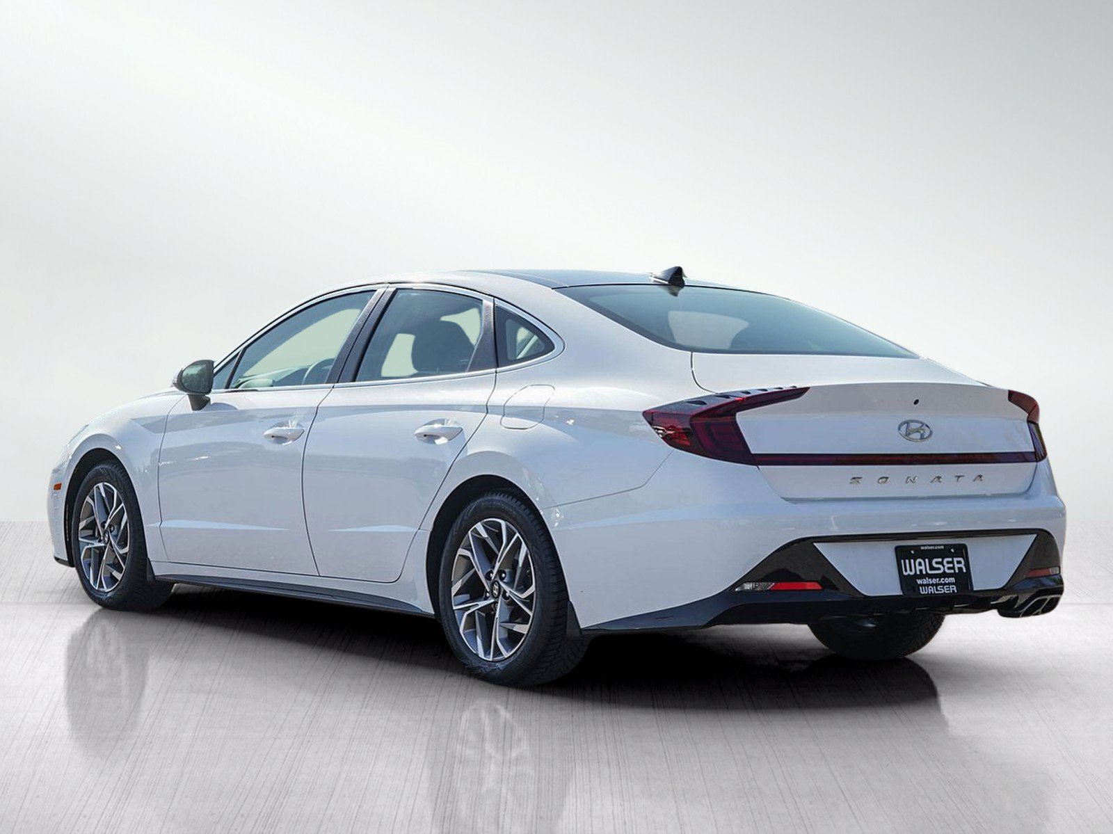 Certified 2023 Hyundai Sonata SEL w/ Convenience Package FWD image 3