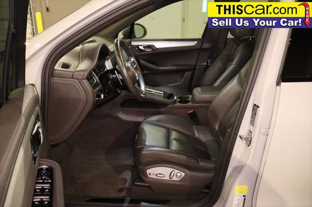 Used 2022 Porsche Macan GTS AWD/4WD image 28