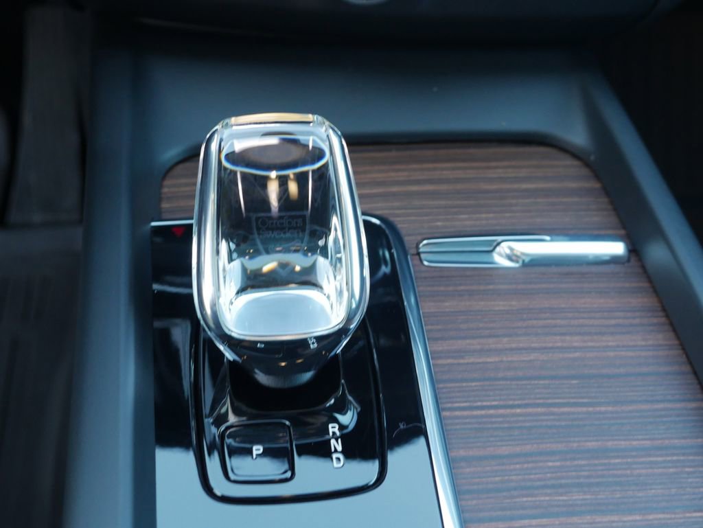 Used 2023 Volvo XC60 T8 Ultimate w/ Climate Package image 51