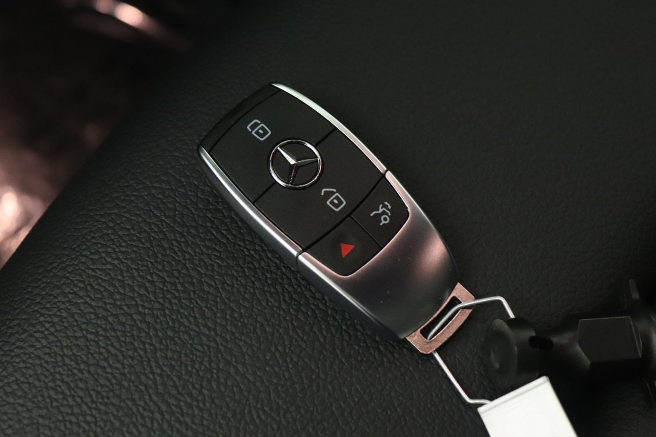 New 2026 Mercedes-Benz GLA 250 4MATIC image 9
