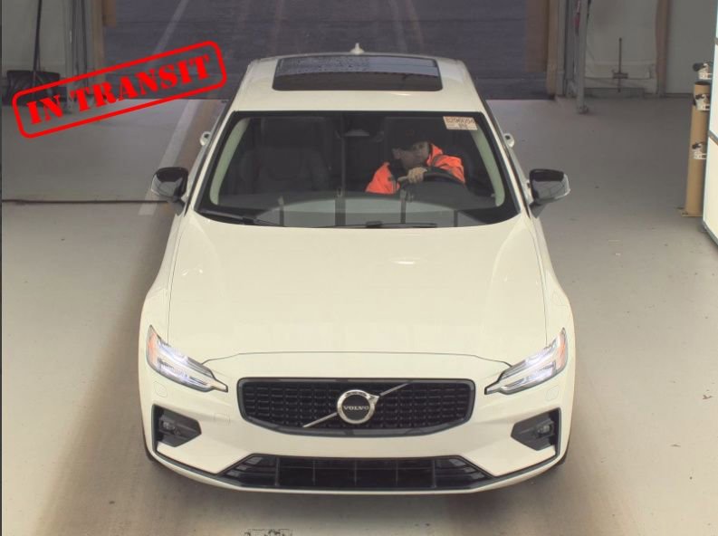 Used 2025 Volvo S60 B5 Core image 17