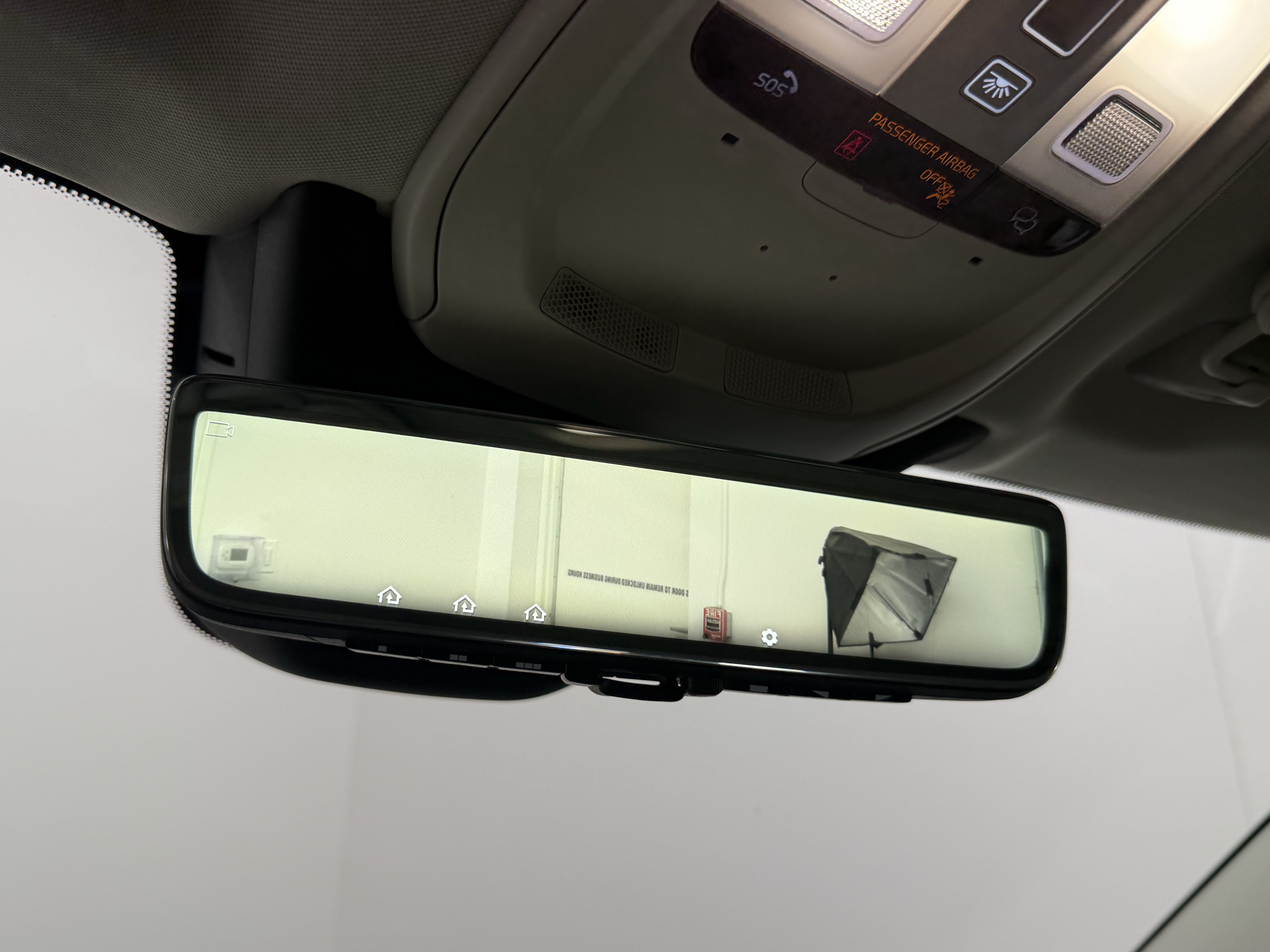 Certified 2025 Volvo XC90 B5 Plus w/ Protection Package Premier AWD/4WD image 21