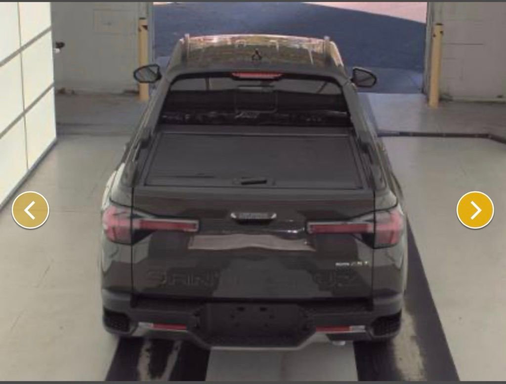 Used 2025 Hyundai Santa Cruz Limited image 6