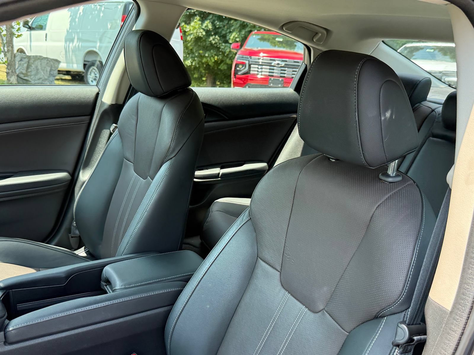 Used 2019 Honda Insight Touring image 17