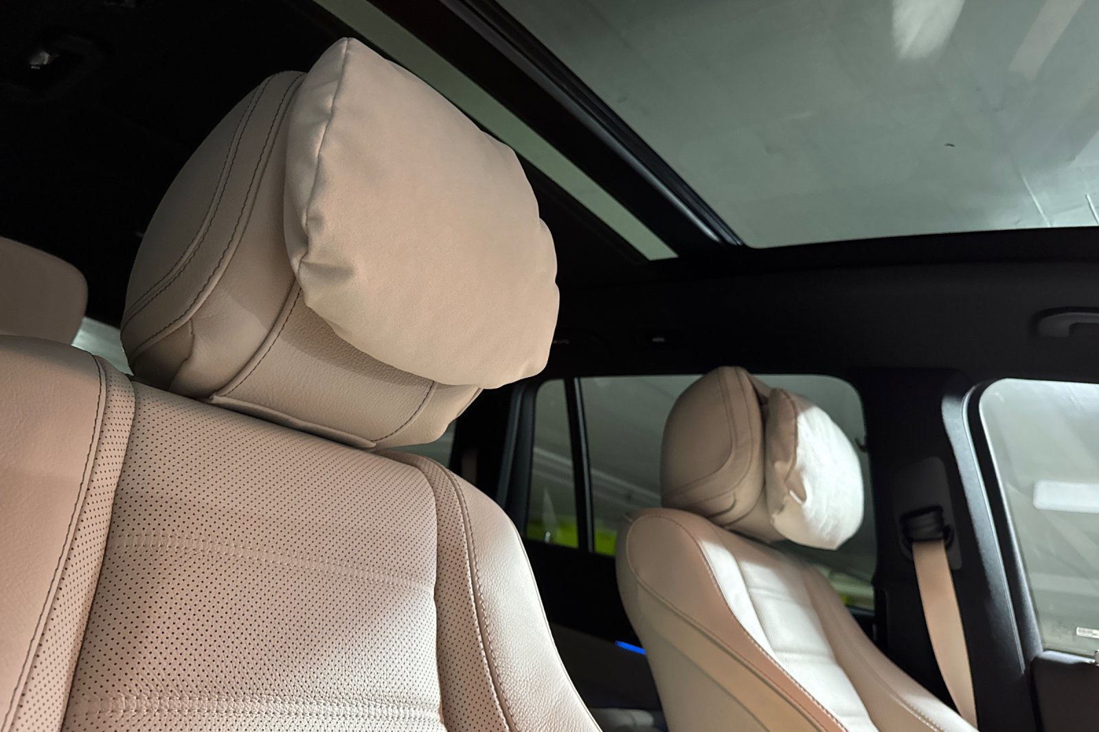 New 2026 Mercedes-Benz GLS 580 4MATIC image 14
