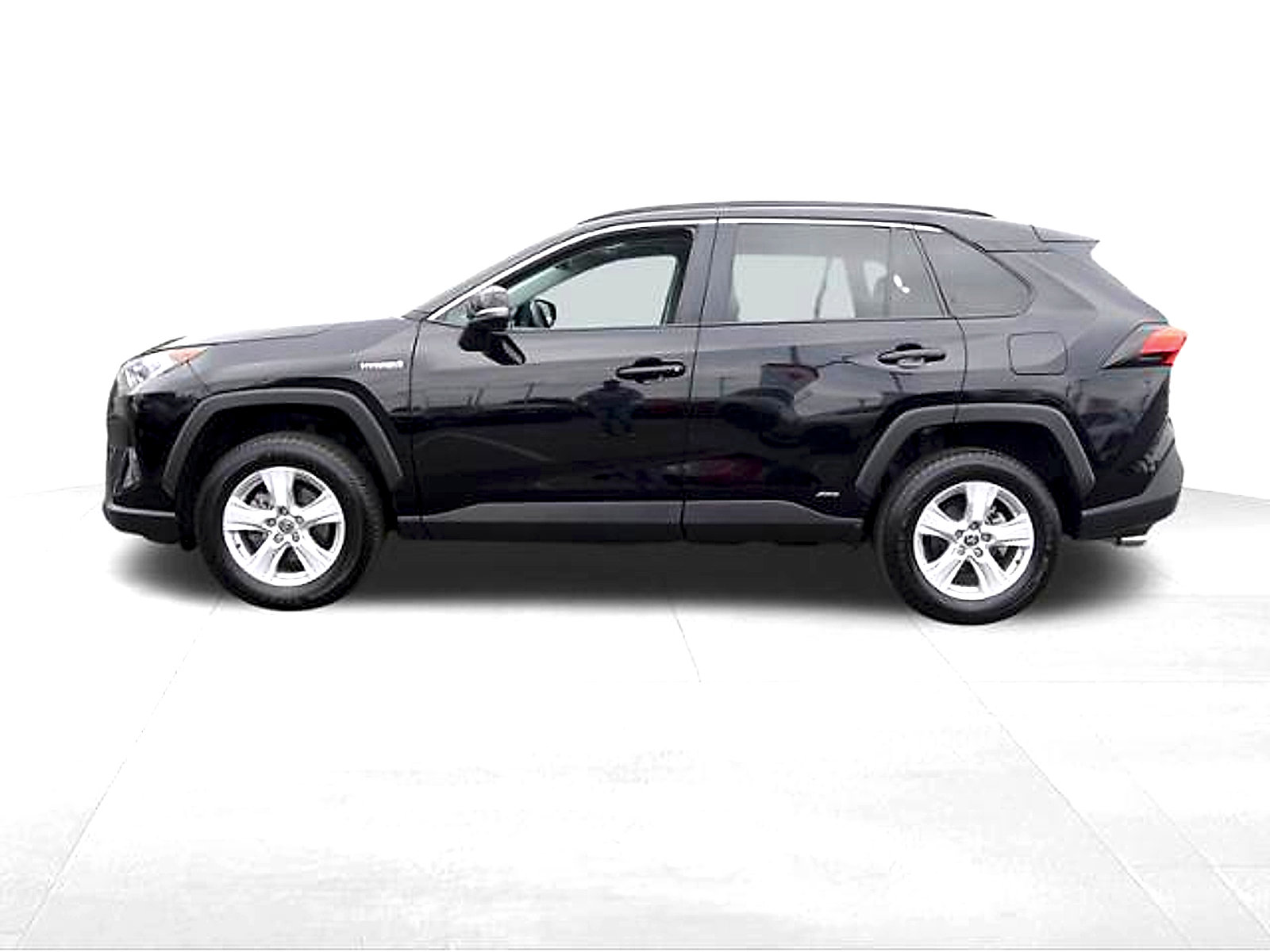 Certified 2021 Toyota RAV4 XLE w/ Convenience Package AWD/4WD image 7