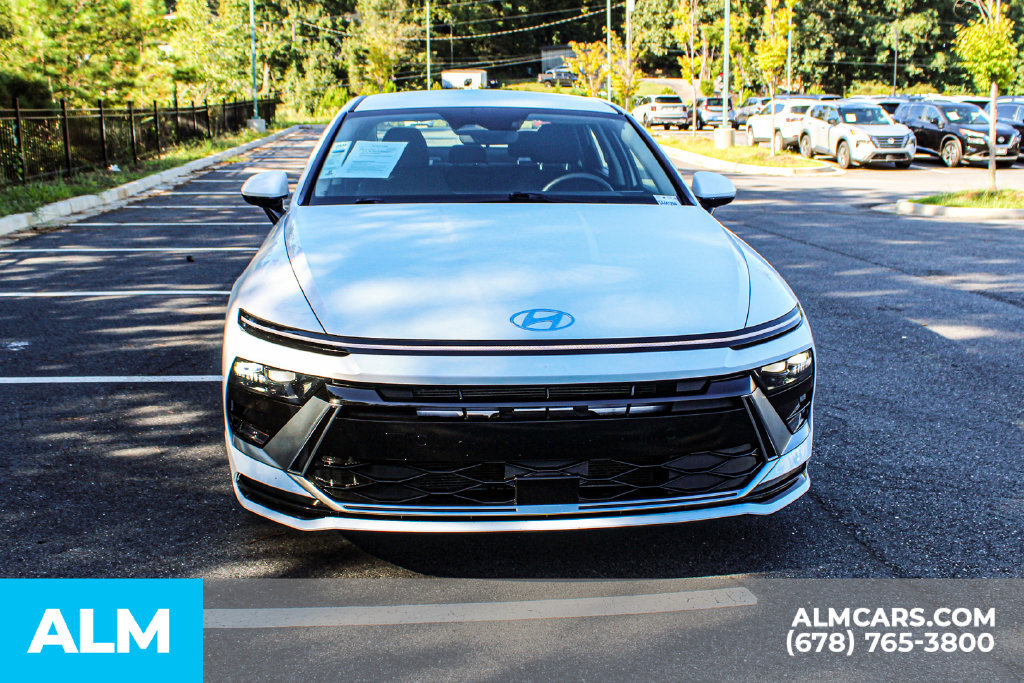 Used 2025 Hyundai Sonata SEL FWD image 9