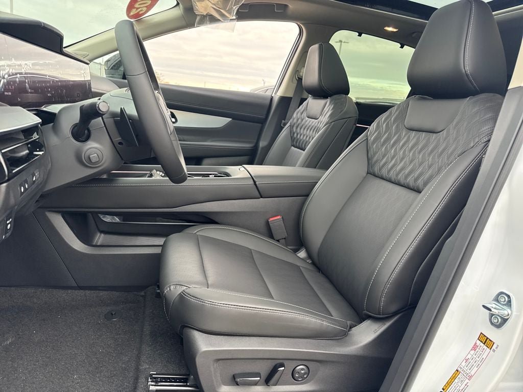 New 2026 Nissan Murano Platinum w/ Cargo Package AWD/4WD image 13