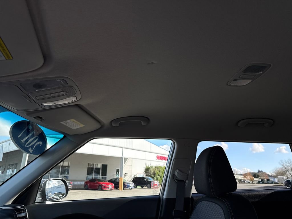 Used 2017 Kia Soul + image 17