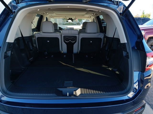 New 2025 Honda Pilot Touring image 30