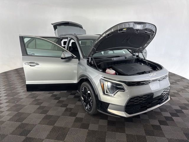 Used 2023 Kia Niro Wind w/ Wind Preserve Package FWD image 13
