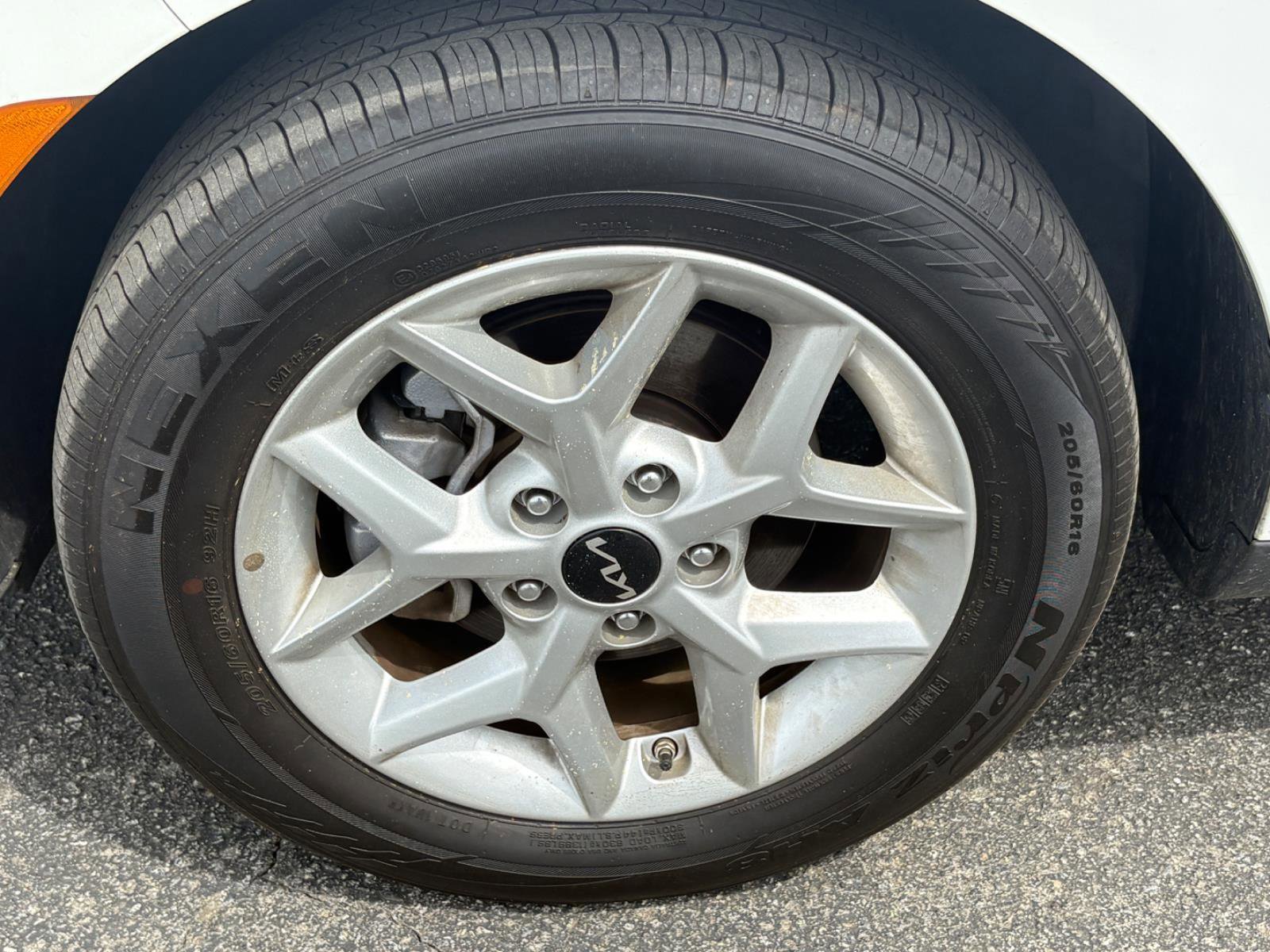 Used 2025 Kia Soul LX image 13