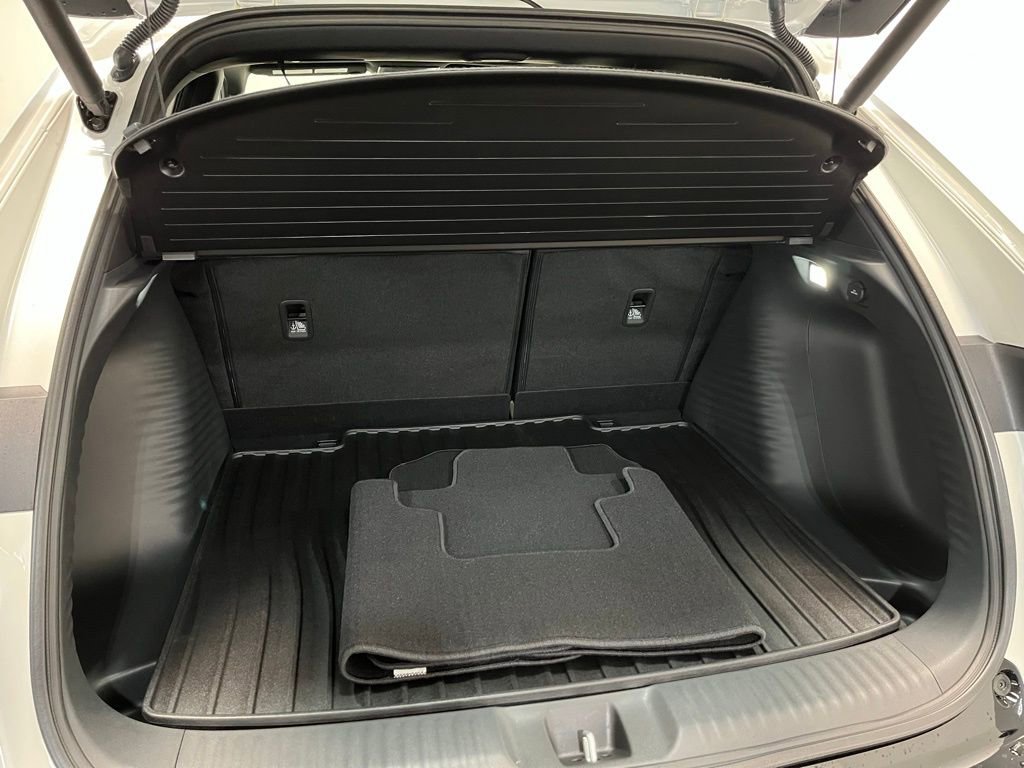 New 2025 Acura ADX A-Spec image 18