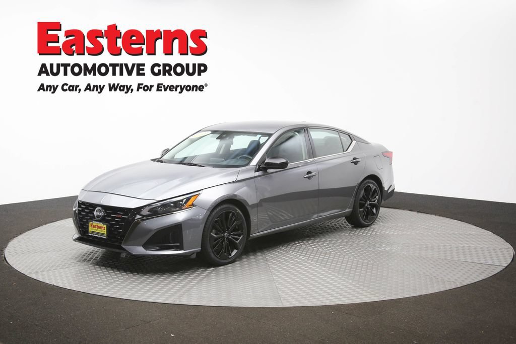 Used 2023 Nissan Altima 2.5 SR FWD image 57