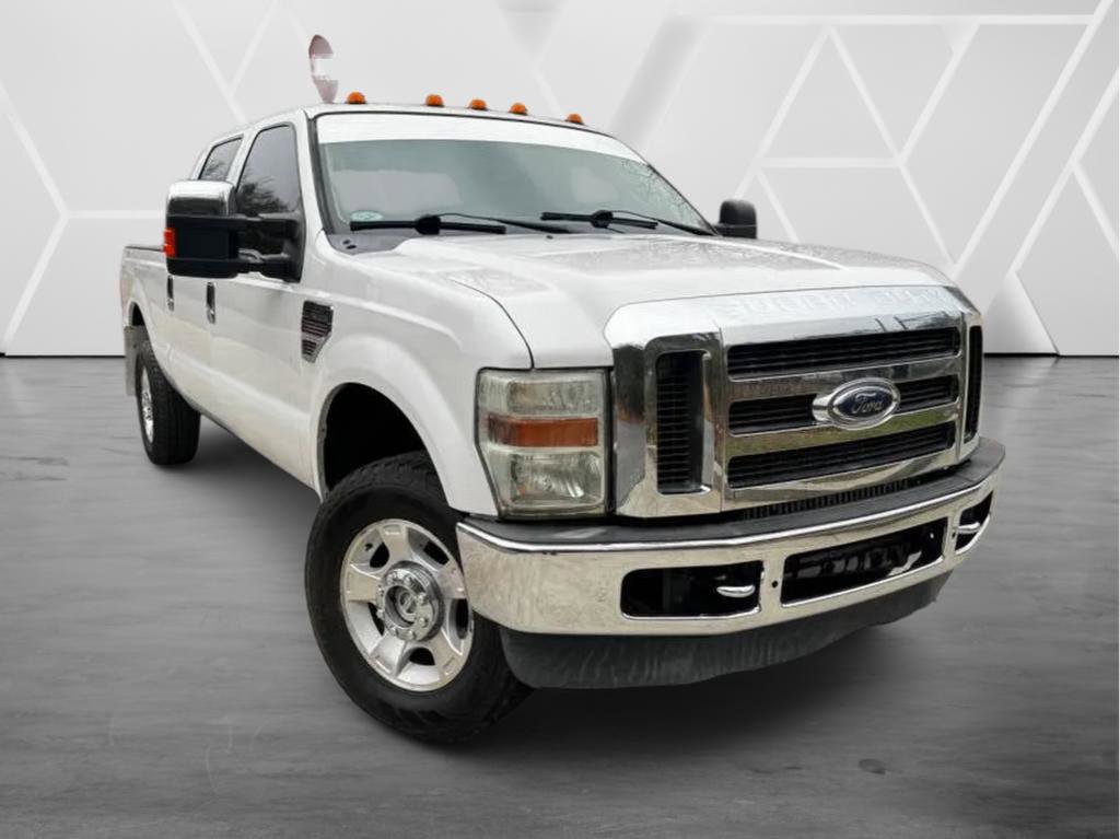 Used 2010 Ford F250 Lariat image 1
