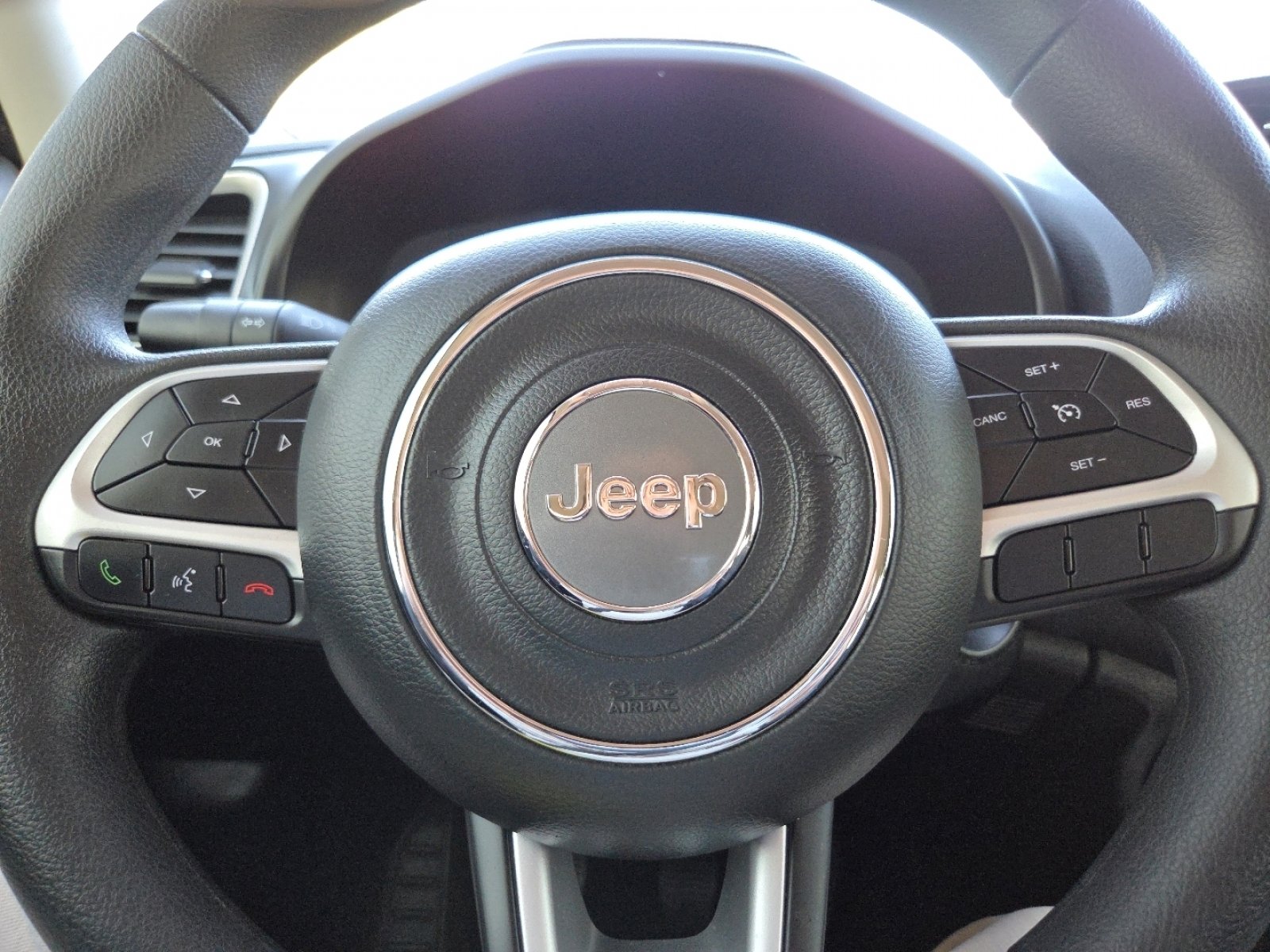 Used 2018 Jeep Renegade Sport w/ Power & Air Group image 25