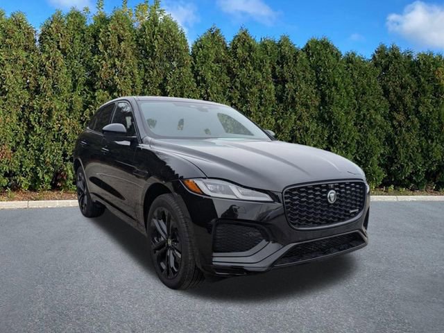Used 2025 Jaguar F-PACE R-Dynamic S image 3