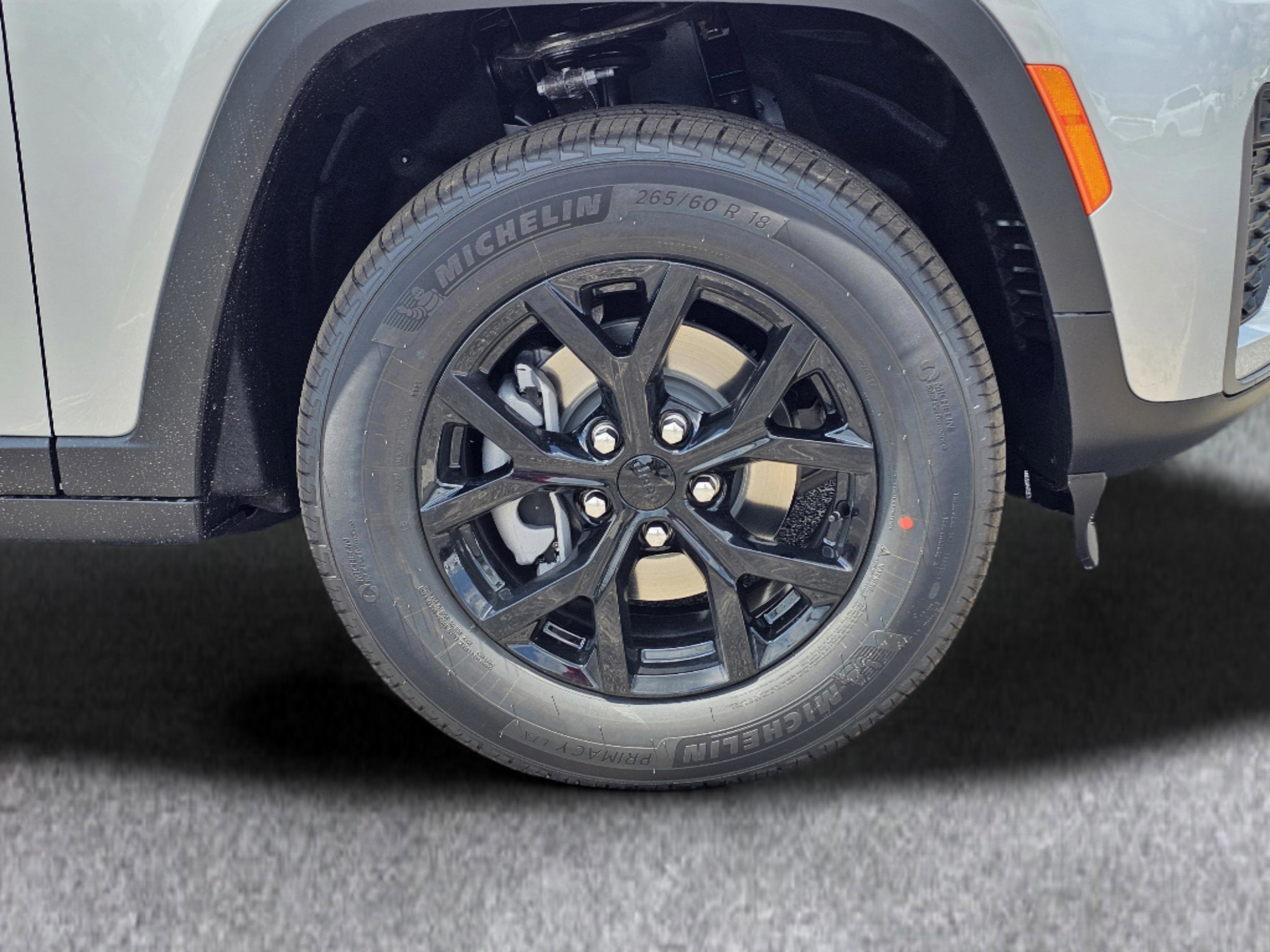 New 2026 Jeep Grand Cherokee Altitude RWD image 6