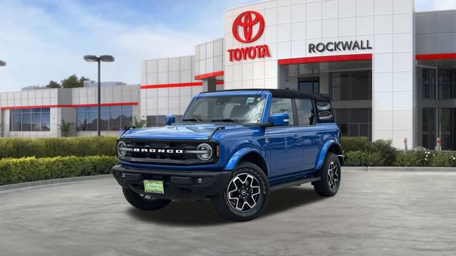 Used 2023 Ford Bronco Outer Banks AWD/4WD image 1