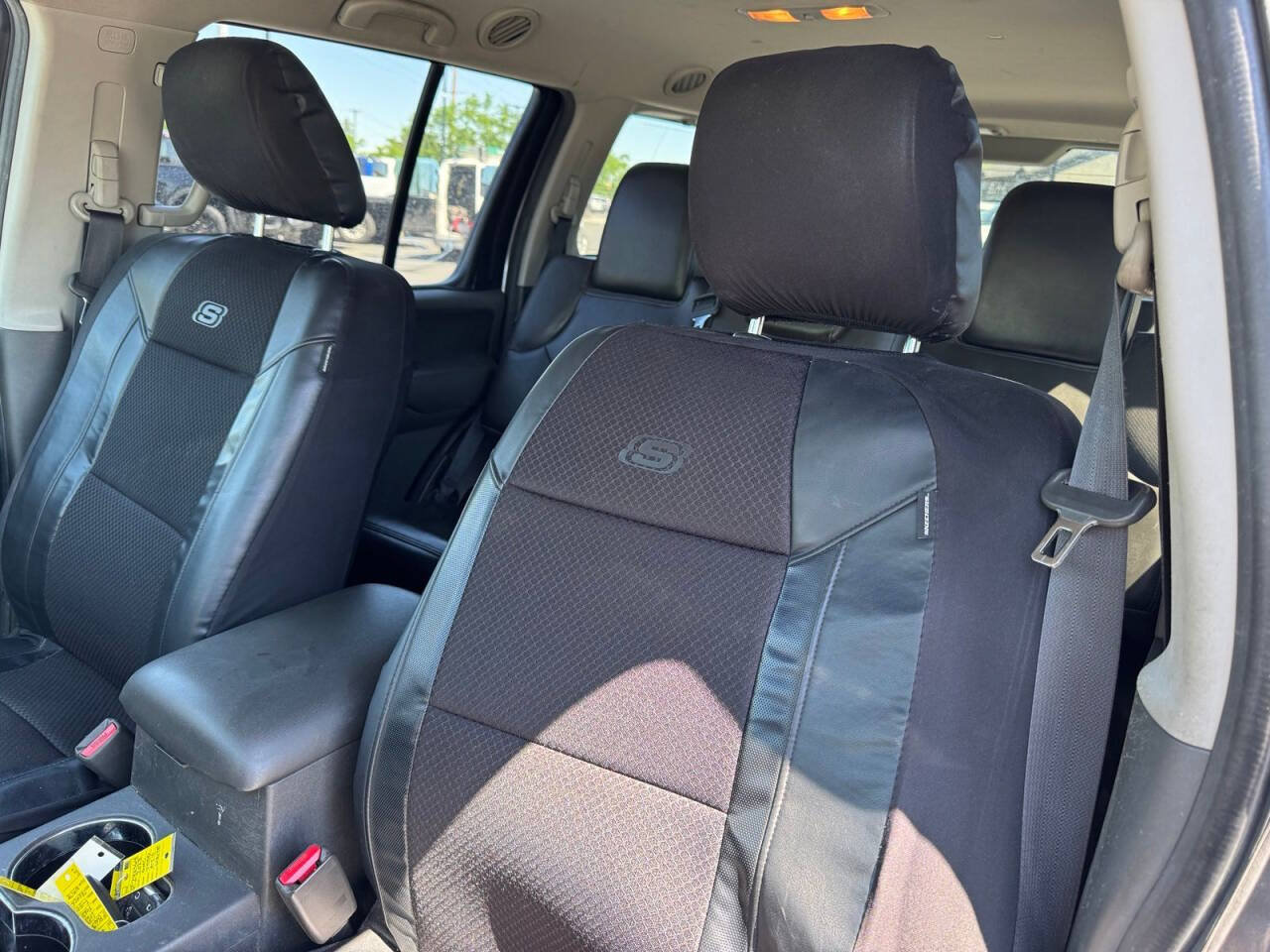 Used 2012 Nissan Pathfinder Silver RWD image 10