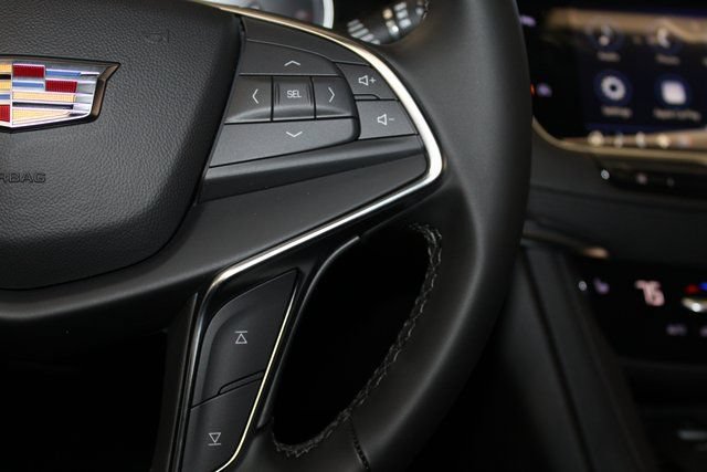 New 2026 Cadillac XT5 Luxury FWD image 18