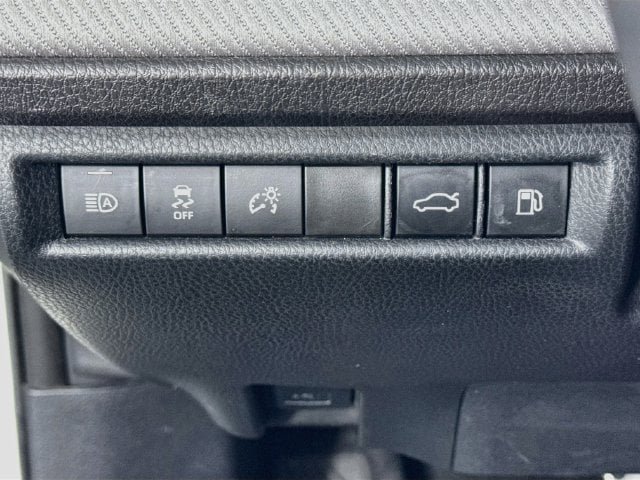 Certified 2025 Toyota Camry SE FWD image 11