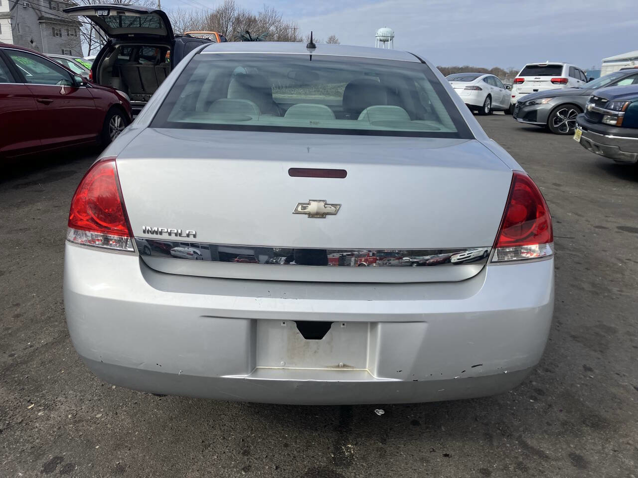 Used 2010 Chevrolet Impala LS image 8