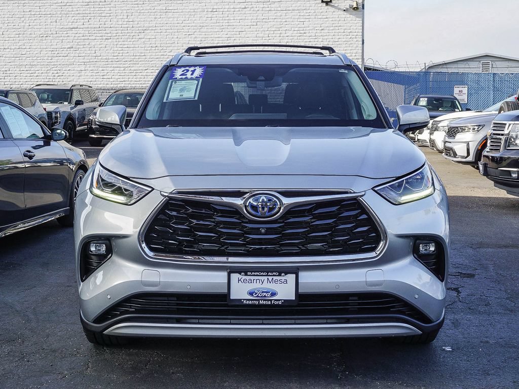 Used 2021 Toyota Highlander Platinum AWD/4WD image 2