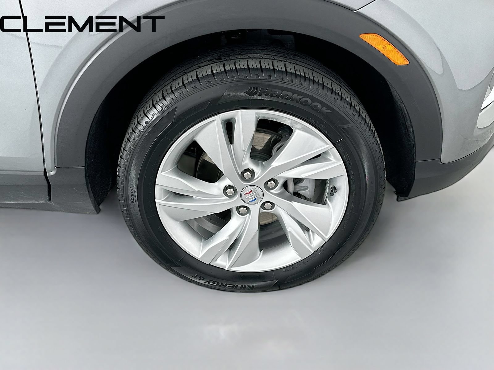 Used 2025 Buick Encore GX Preferred AWD/4WD image 35