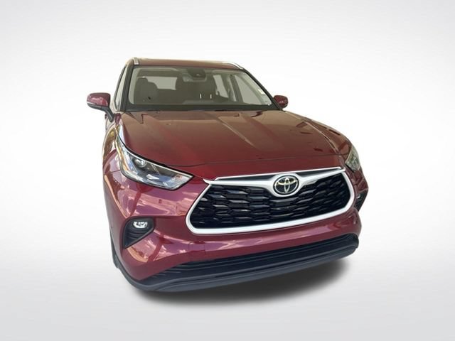 Used 2026 Toyota Highlander XLE AWD/4WD image 5