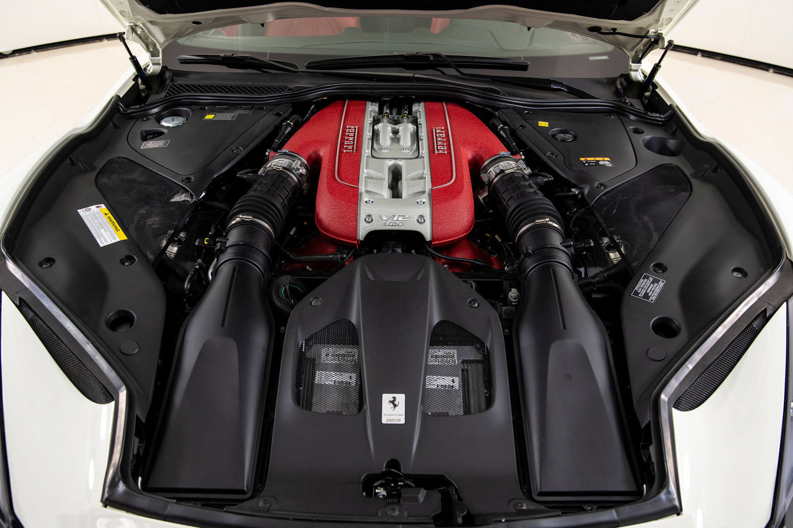 Certified 2019 Ferrari 812 Superfast RWD image 28