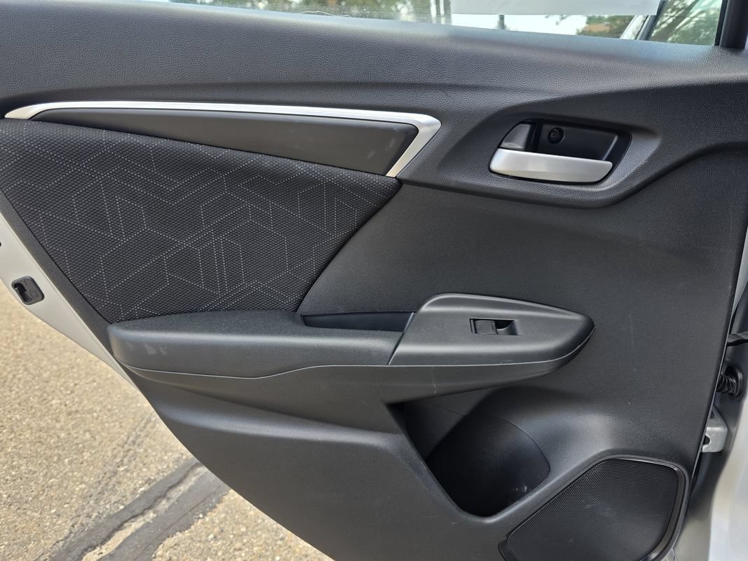 Used 2015 Honda Fit EX image 16