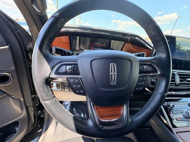 Used 2024 Lincoln Navigator Reserve AWD/4WD image 16