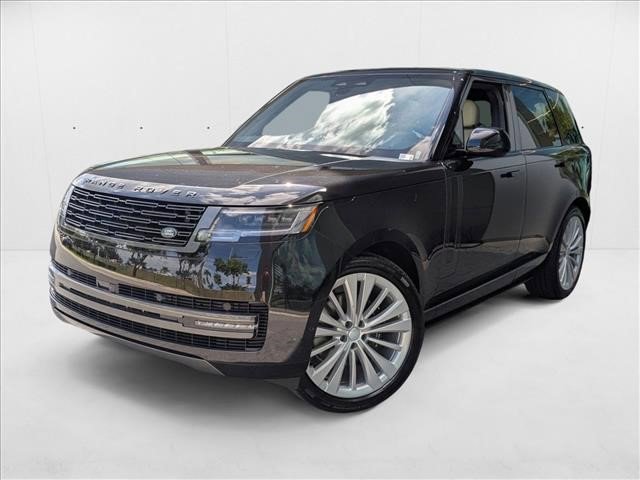 New 2025 Land Rover Range Rover SE
