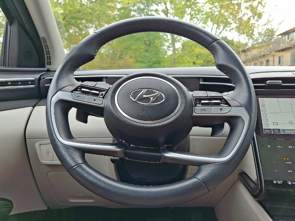 Used 2024 Hyundai Tucson Limited image 16