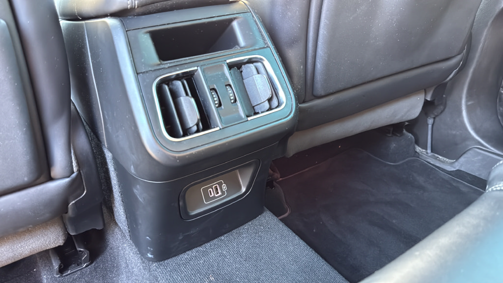 Used 2023 Maserati Grecale GT AWD/4WD image 26