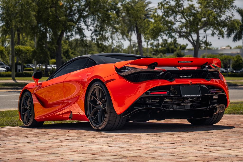 Used 2021 McLaren 720S Performance RWD image 3
