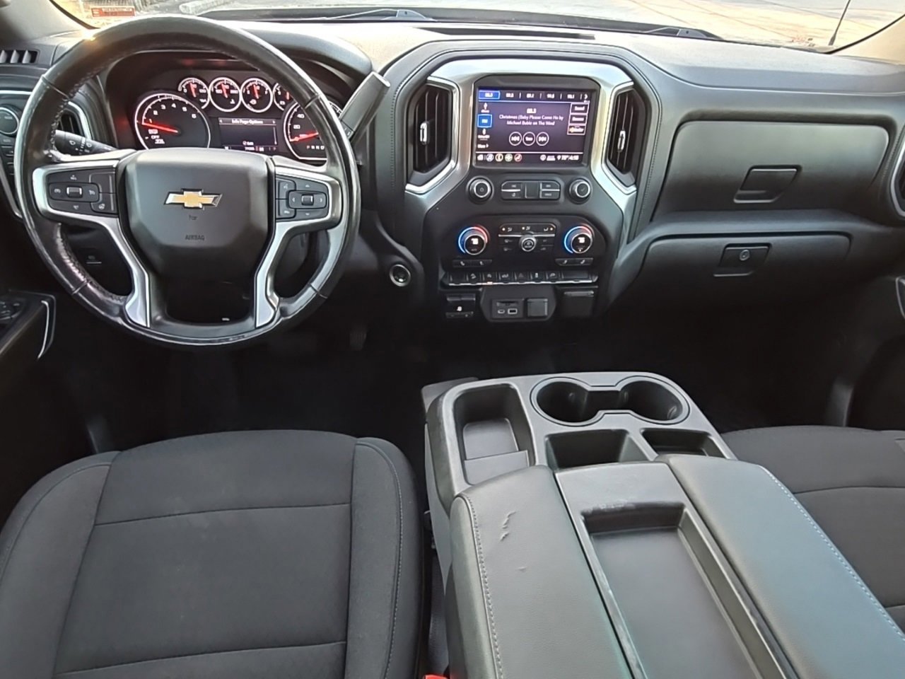 Used 2020 Chevrolet Silverado 1500 LT w/ All-Star Edition image 30