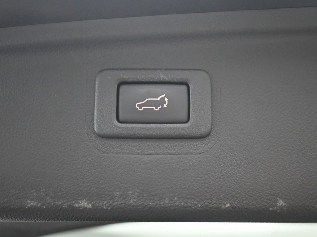 Used 2019 Subaru Outback 3.6R Limited image 10