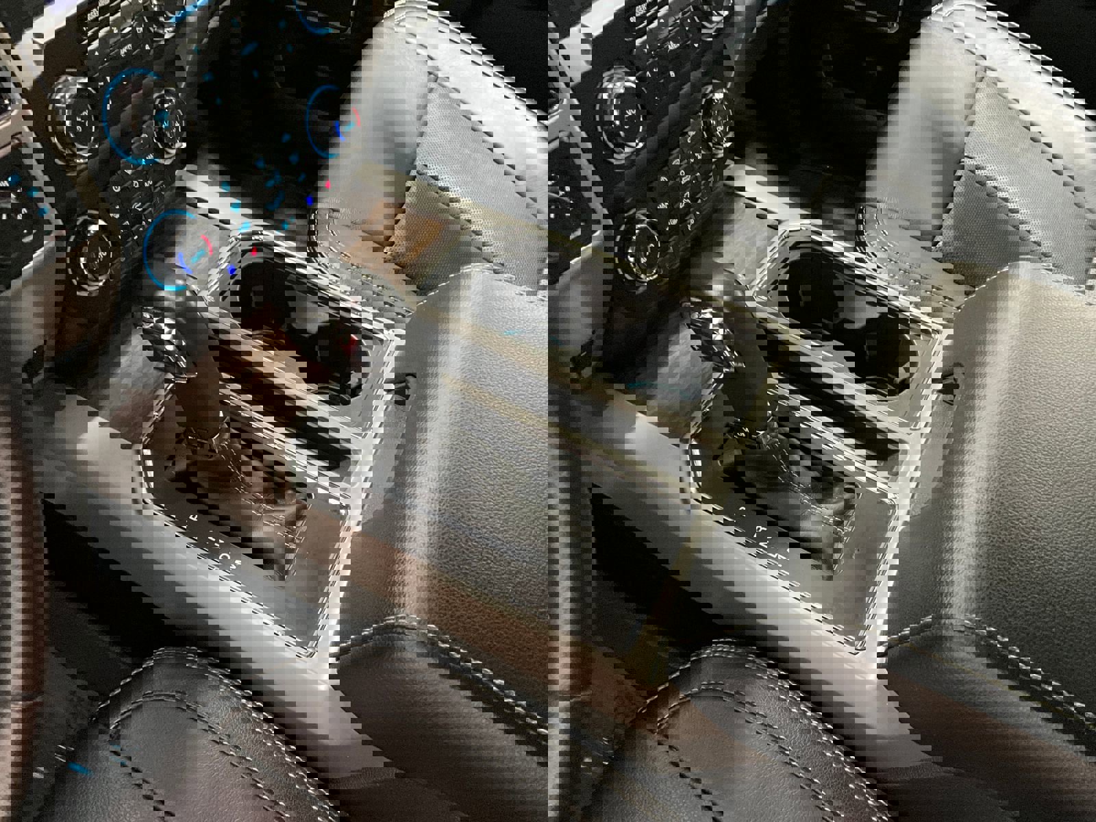 Used 2019 Ford F150 Lariat image 16