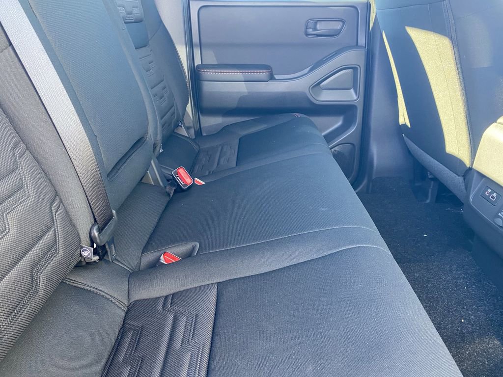 New 2026 Nissan Frontier PRO-4X w/ Pro-4x Convenience Package image 11