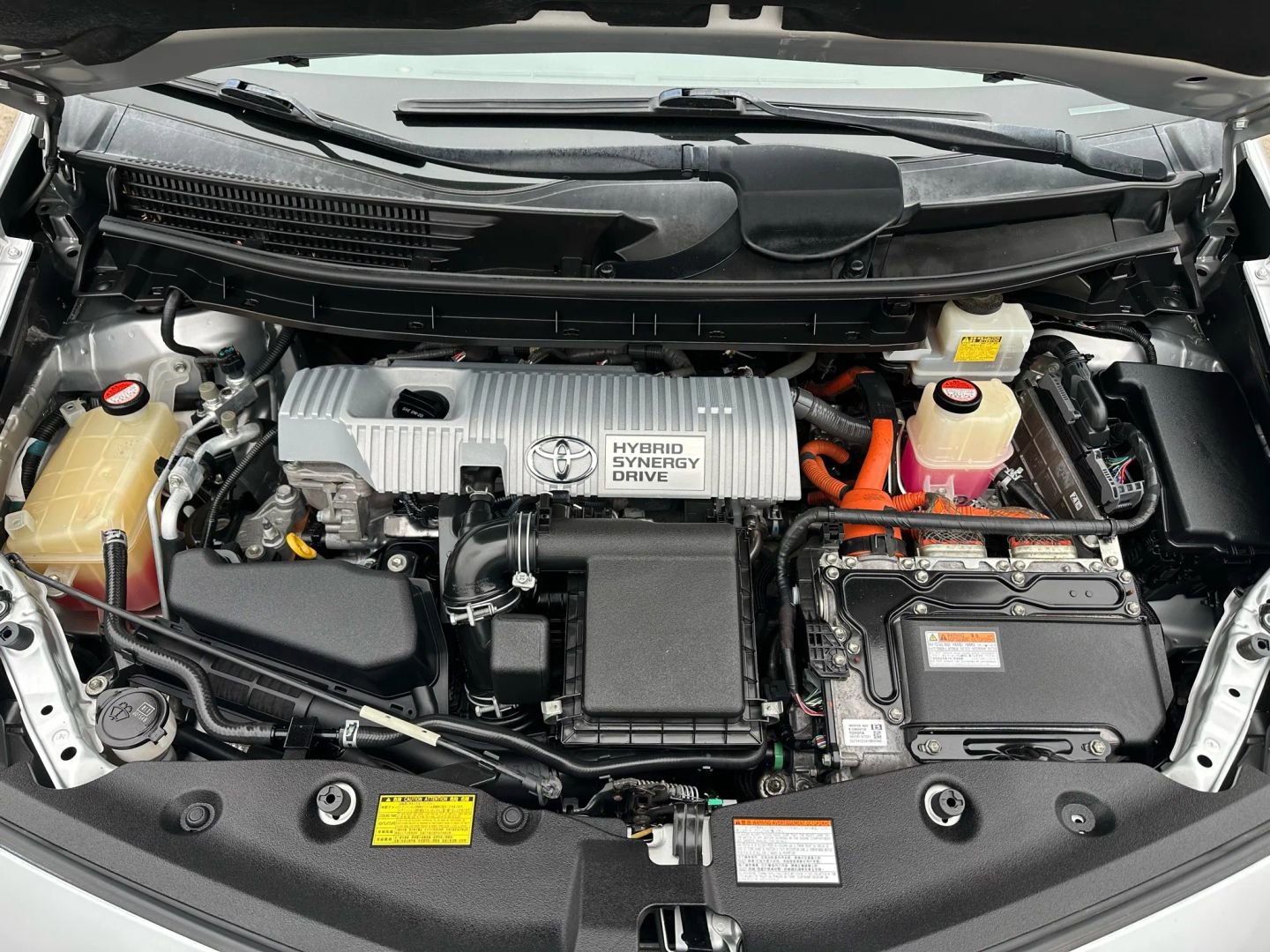 Used 2015 Toyota Prius V Three image 27