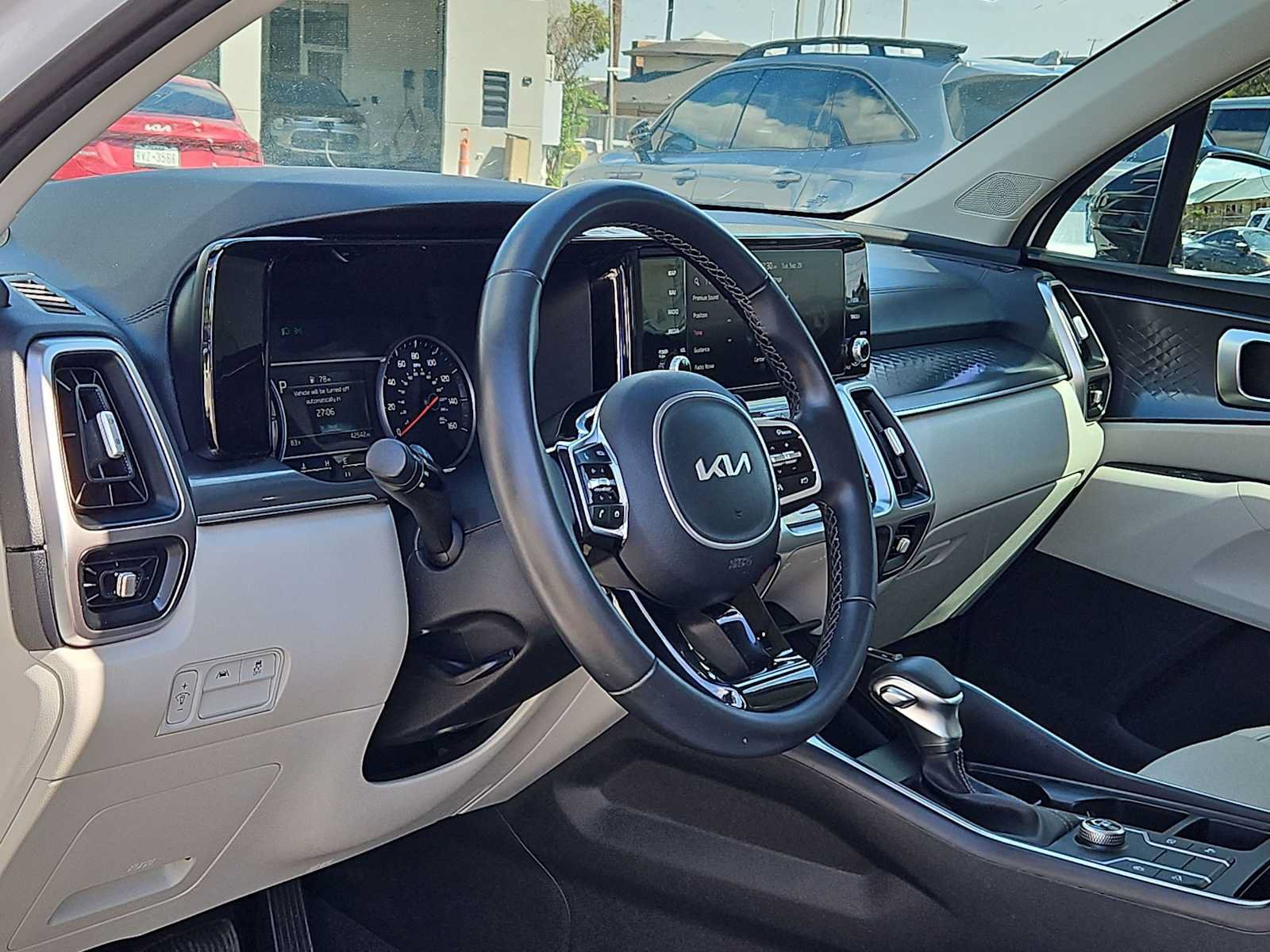 Certified 2023 Kia Sorento S w/ Panoramic Sunroof Package FWD image 2