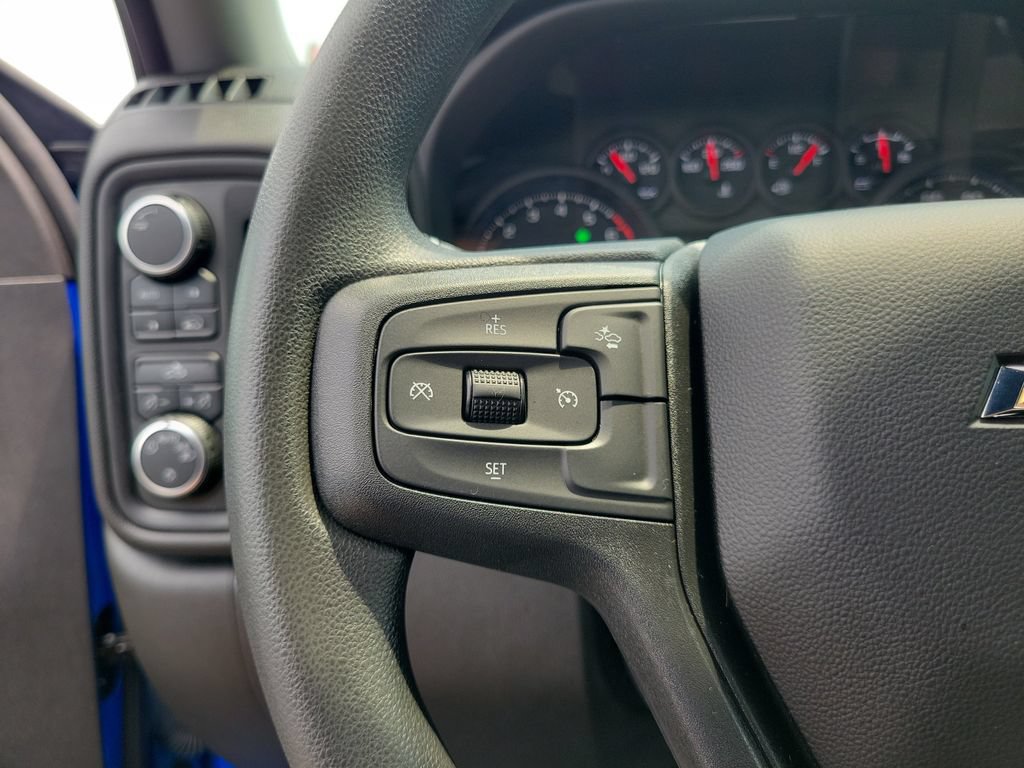 Used 2025 Chevrolet Silverado 1500 Custom w/ Turbomax Blackout Package AWD/4WD image 24