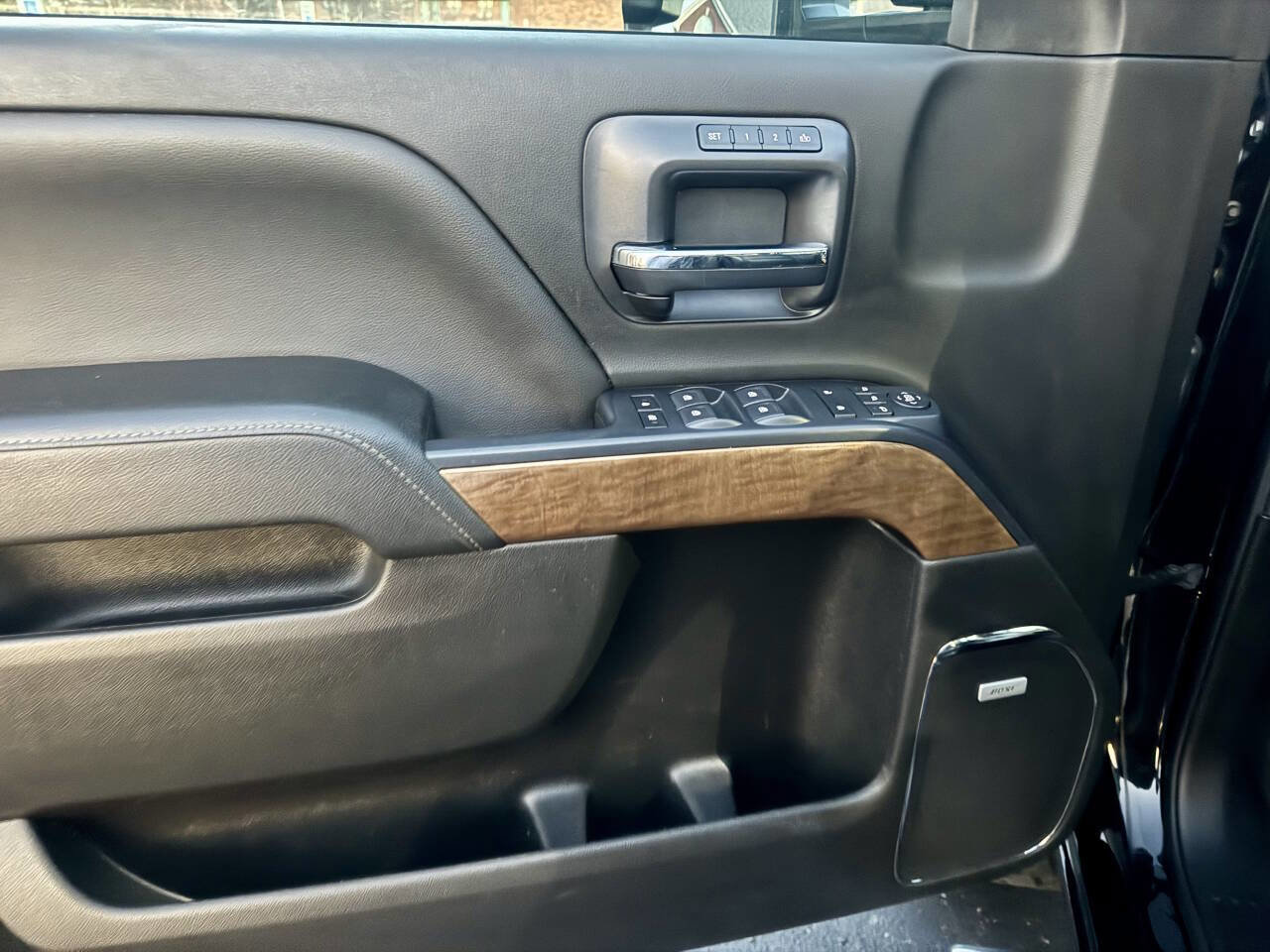 Used 2019 Chevrolet Silverado 3500 LTZ w/ Duramax Plus Package image 16