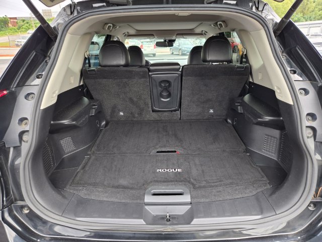Used 2019 Nissan Rogue SL w/ Premium Package AWD/4WD image 16