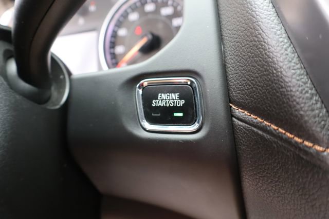 Used 2021 GMC Acadia AT4 image 18