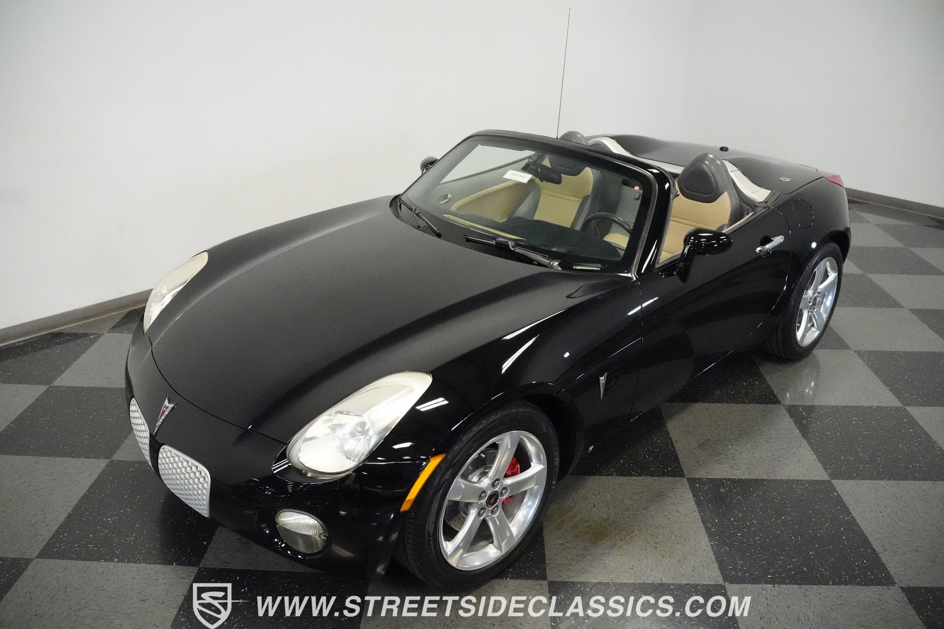 Used 2006 Pontiac Solstice Convertible w/ Premium Package image 20