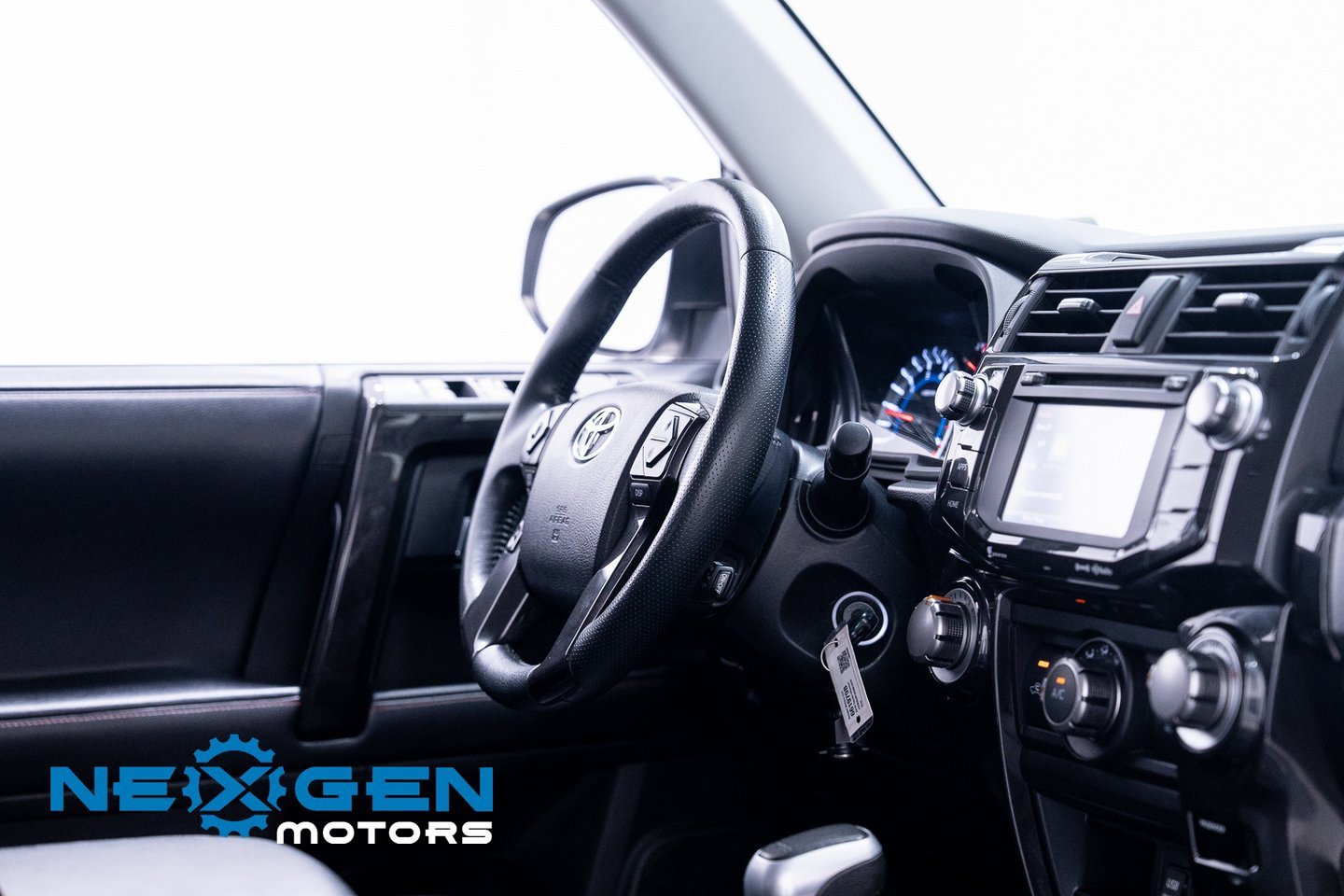 Used 2019 Toyota 4Runner TRD Off-Road Premium image 43