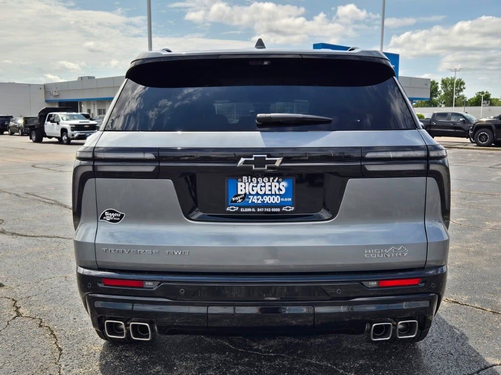 New 2026 Chevrolet Traverse High Country w/ LPO, Floor Liner Package image 14